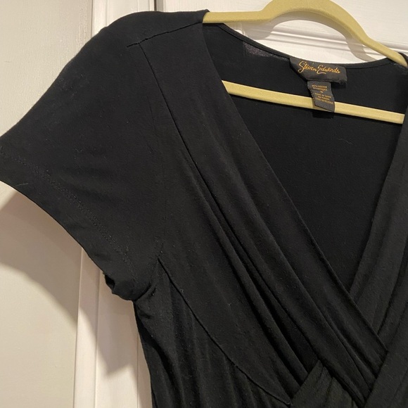 Steven Edwards Size S Black Soft Stretchy Short Sleeve Twist Front V Neck Top - Picture 3 of 8